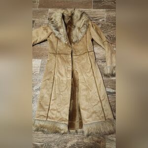 Womens  winter coat size 36 or 6